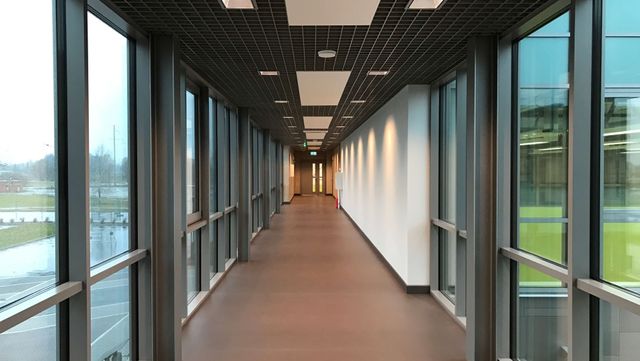 Jaunolaines sākumskolas sporta zāle
