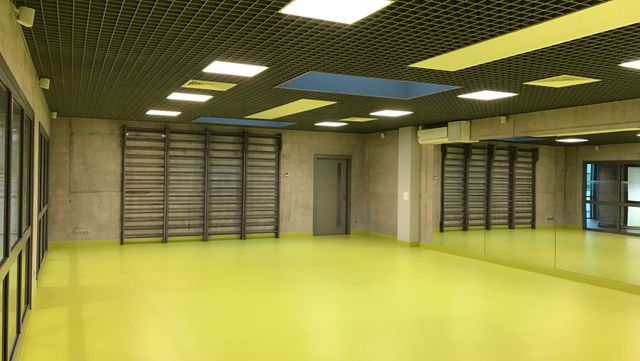 Jaunolaines sākumskolas sporta zāle
